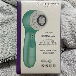 Michael Todd Soniclear Petite Skin Cleansing Sys